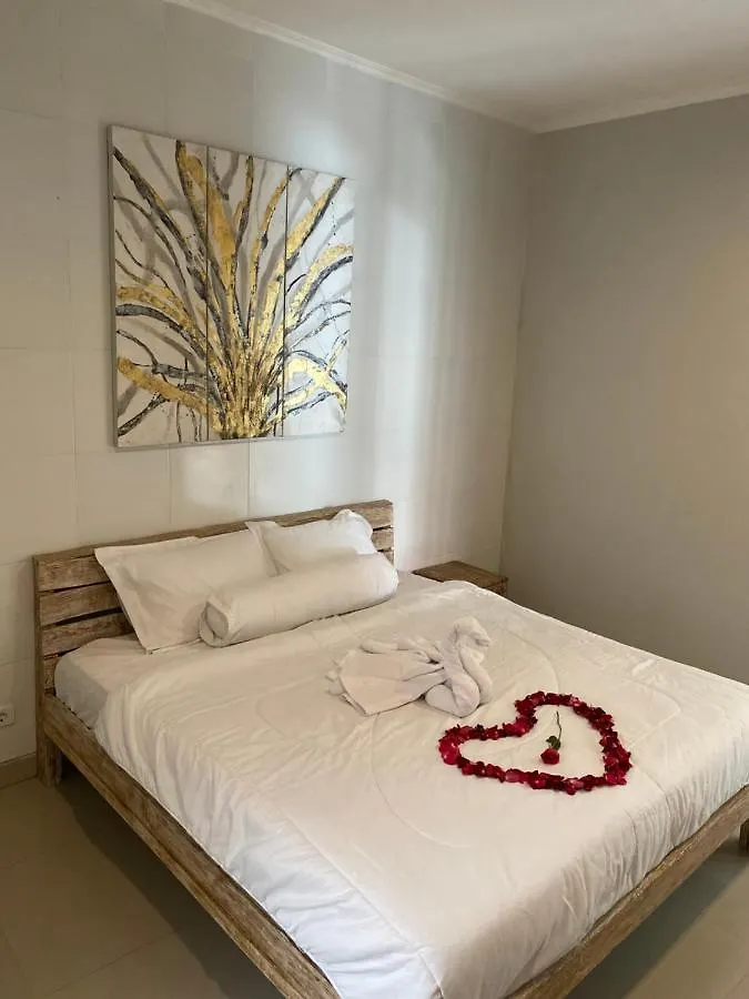 Moonshine Villa Seminyak 0*,