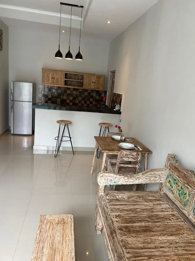 Moonshine Villa Seminyak 0*,